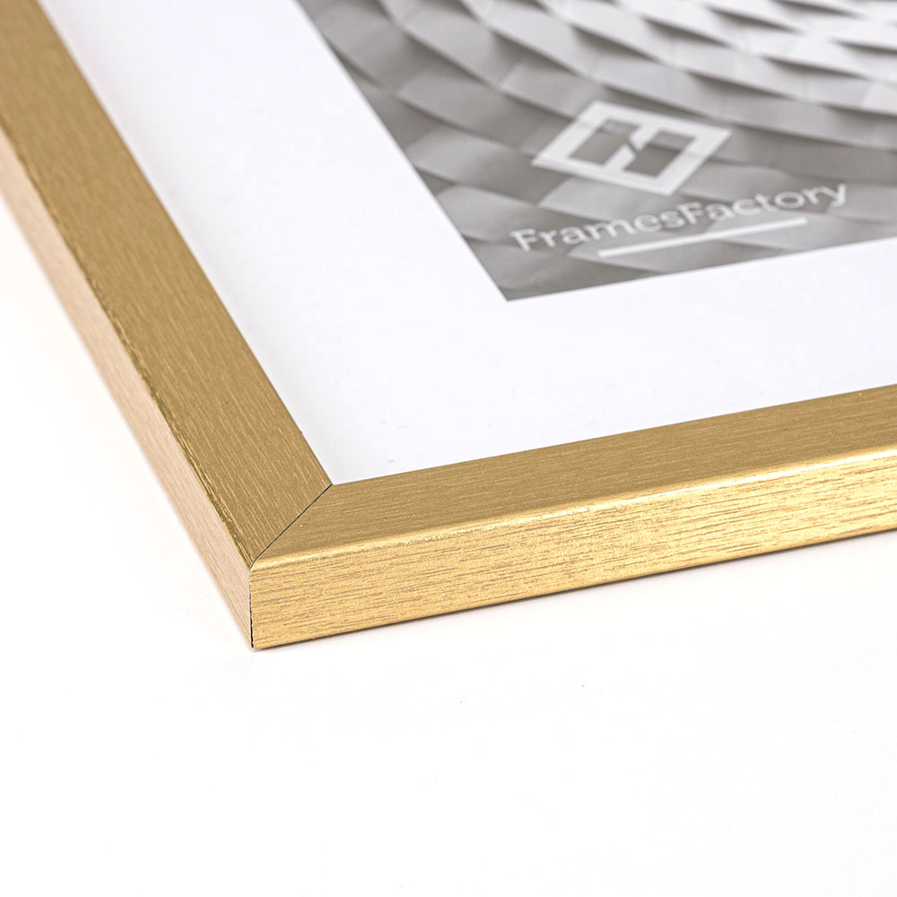 Cornice in legno Hekla in MDF 21x29,7 cm (A4) | dorato strutturato | vetro artificiale